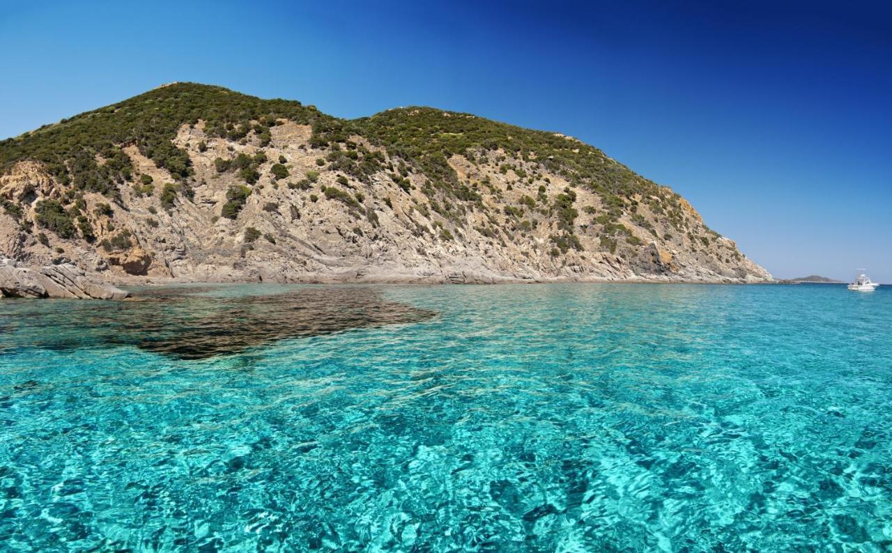 夸尔图-圣埃莱娜Sardegna Relax公寓 外观 照片