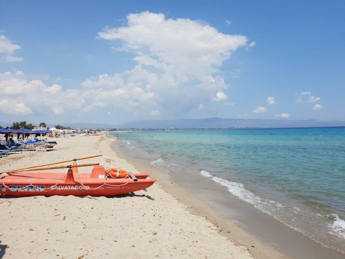 夸尔图-圣埃莱娜Sardegna Relax公寓 外观 照片